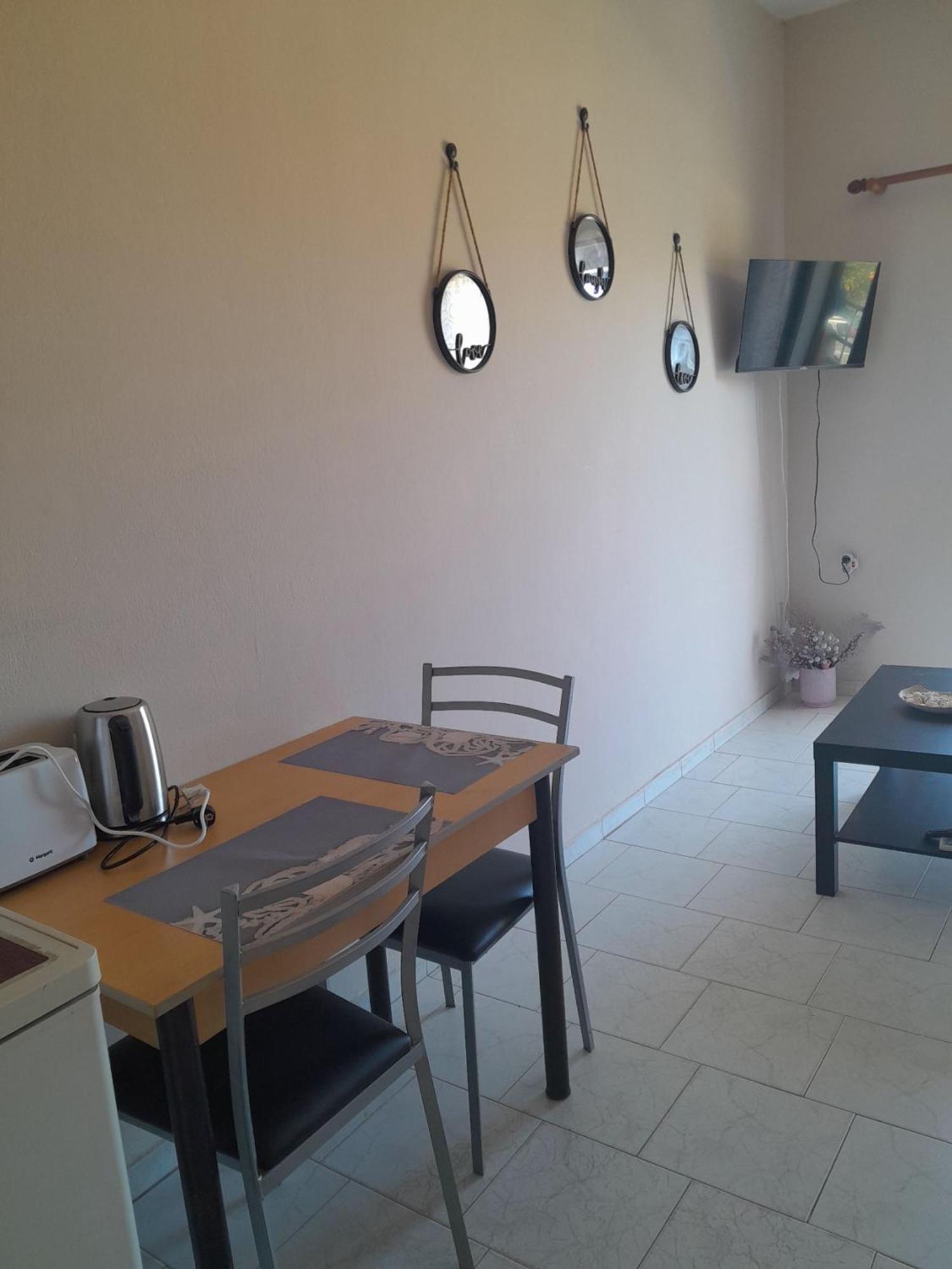 Sun Beach Apartments In Chania 09 11 Exterior foto