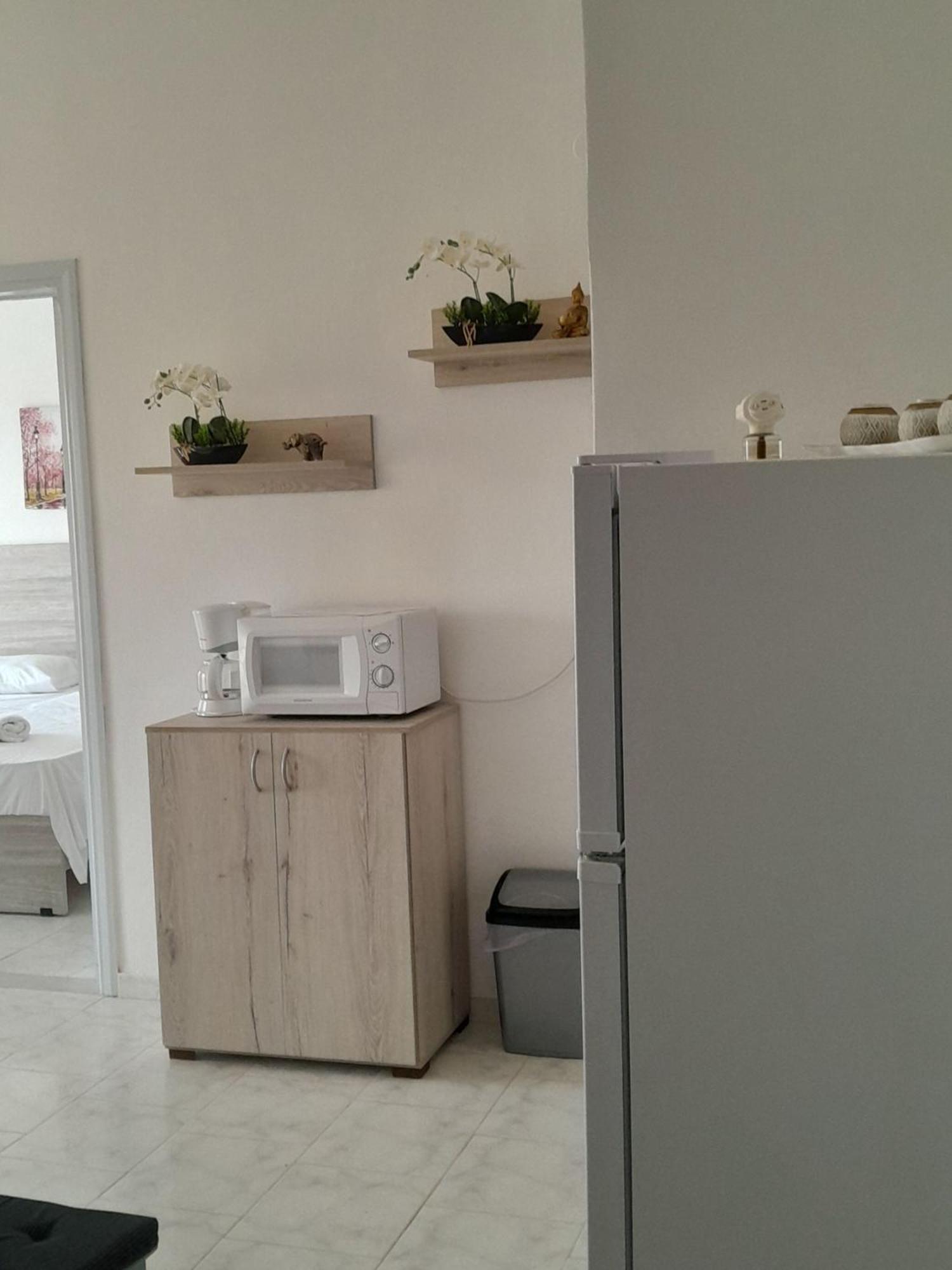 Sun Beach Apartments In Chania 09 11 Exterior foto